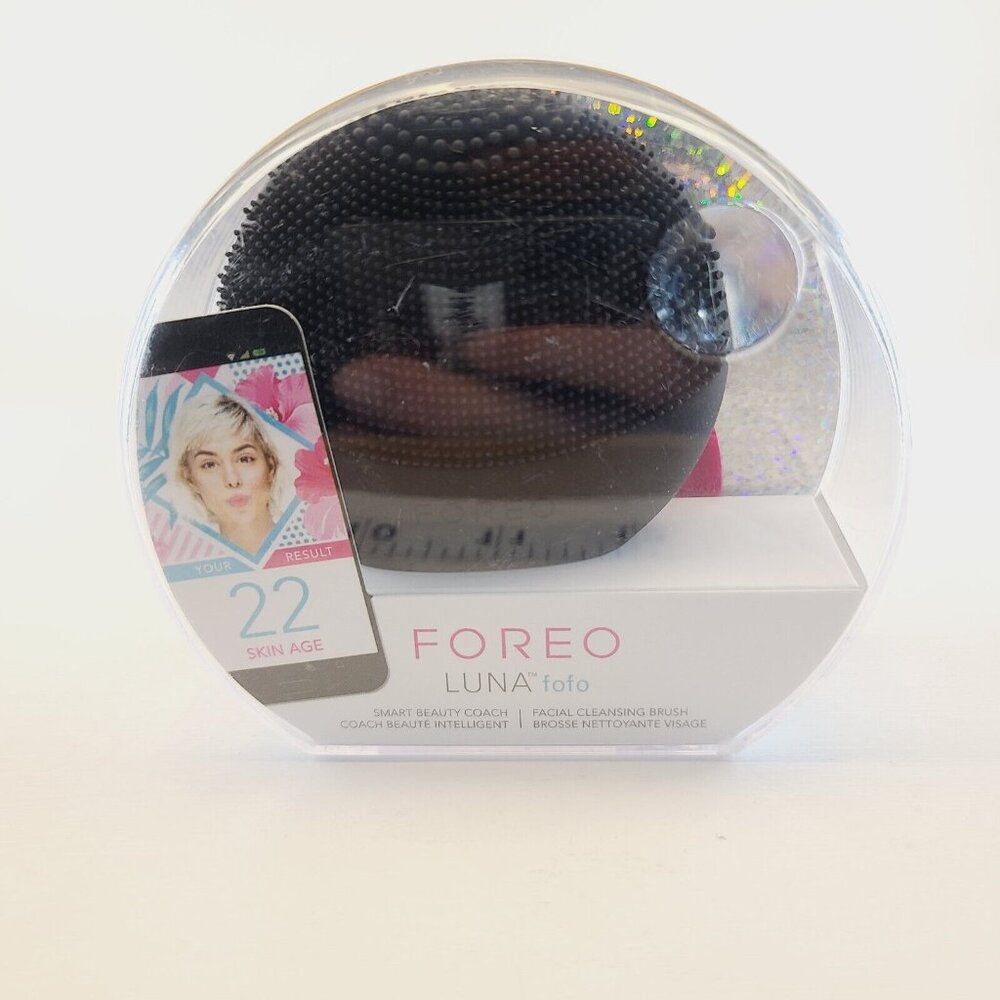 Foreo Luna: Fofo Midnight Smart Facial Cleansing Brush Skin Analyzer